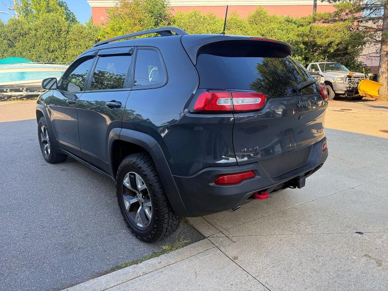 2017 Jeep Cherokee VIN 1C4PJMBS6HW500108 COPART salvage auction — NORMAL WEAR, ME - CERTIFICATE OF TITLE (P), sold $3,800 on 2026-07-31 (photo 3)