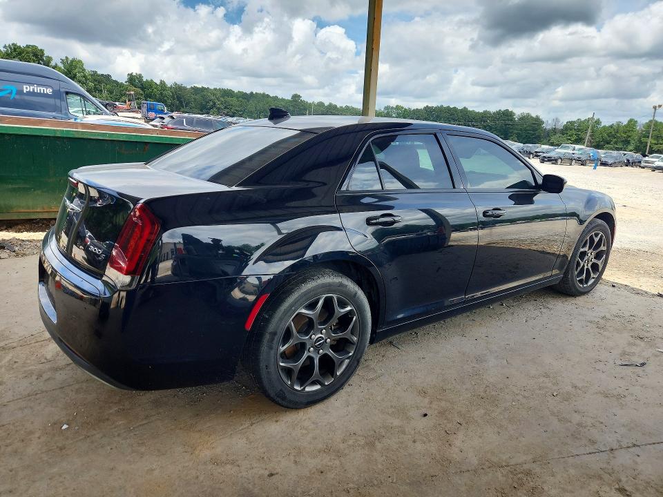2018 Chrysler 300 VIN 2C3CCAGG6JH267268 COPART salvage auction — NORMAL WEAR, AL - CERTIFICATE OF TITLE, sold $825 on 2026-07-28 (photo 3)