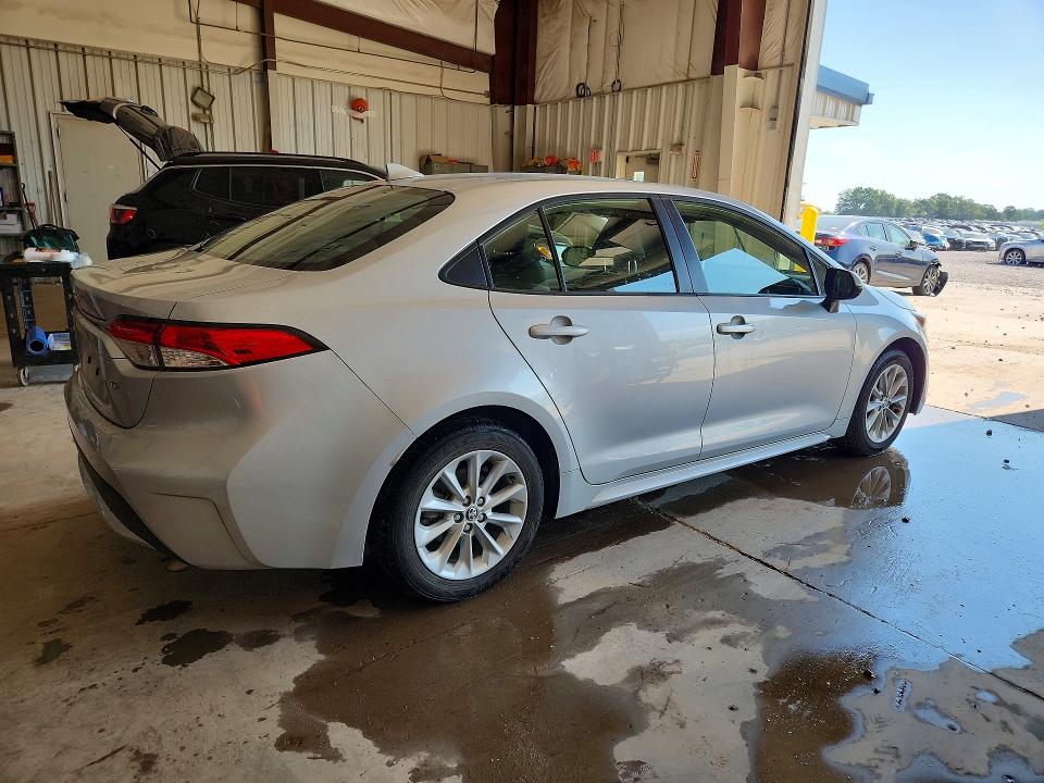 2020 Toyota Corolla VIN JTDHPRAE1LJ067962 COPART salvage auction — HAIL, Wi - Salvage - Multiple Brands, sold $6,500 on 2026-07-27 (photo 3)