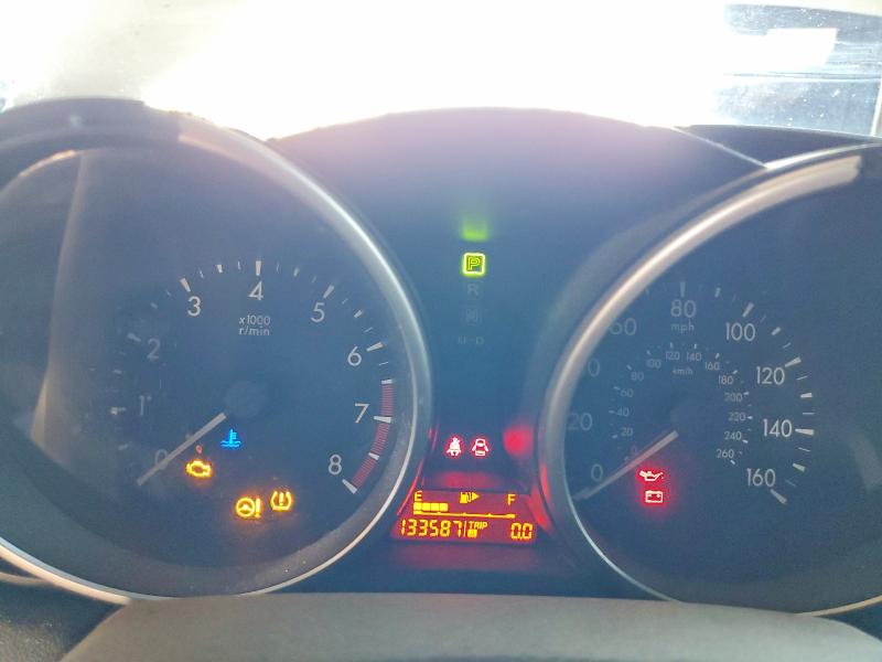 2011 Mazda 3 VIN JM1BL1UG6B1422140 COPART salvage auction — NORMAL WEAR, Az - Certificate Of Title (P), sold $1,200 on 2026-08-01 (photo 9)