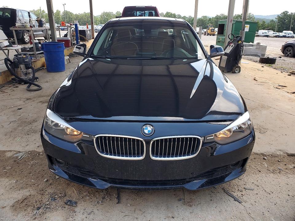 2015 BMW 3er VIN WBA3B5C51FF963424 COPART salvage auction — WATER/FLOOD, Al - Cert Of Title-Flood Salvage, sold $900 on 2026-07-14 (photo 5)