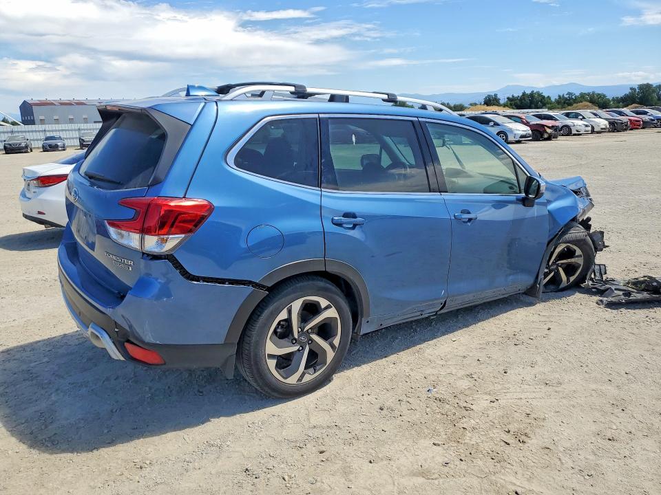 2023 Subaru Forester VIN JF2SKARC6PH503518 COPART salvage auction — FRONT END, Ca - Salvage Certificate, sold $6,500 on 2026-07-31 (photo 3)