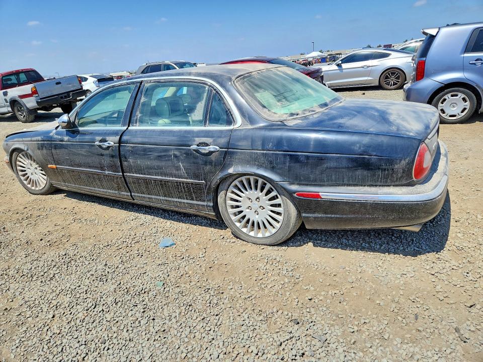 2005 Jaguar Vandenplas VIN SAJWA82C85SG44486 COPART salvage auction — MINOR DENT/SCRATCHES, Ca - Lien Papers-Clean Or Ac, sold $450 on 2026-07-07 (photo 2)