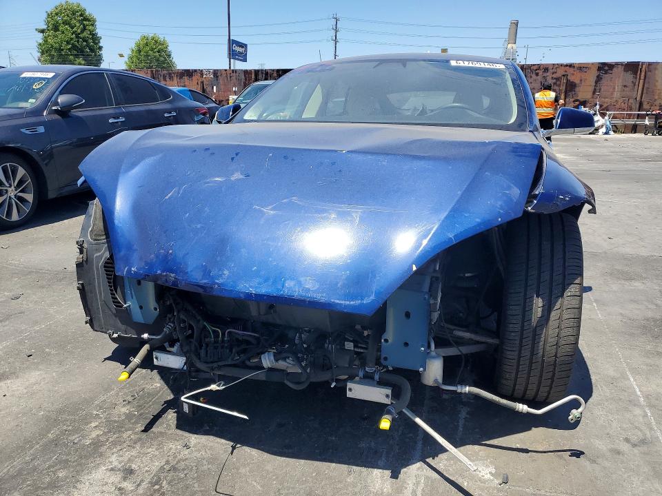 2017 Tesla Model s VIN 5YJSA1E22HF187566 COPART salvage auction — FRONT END, Ca - Dis/Dlr/Exp Only Clean Title, sold $225 on 2026-07-29 (photo 5)