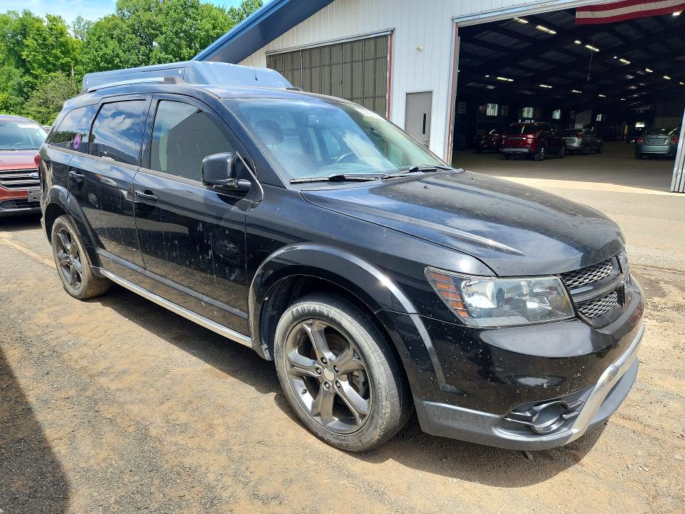 2015 Dodge Journey VIN 3C4PDCGG8FT670074 COPART salvage auction — MINOR DENT/SCRATCHES, FL - CERTIFICATE OF TITLE, sold $1,600 on 2026-08-07 (photo 4)