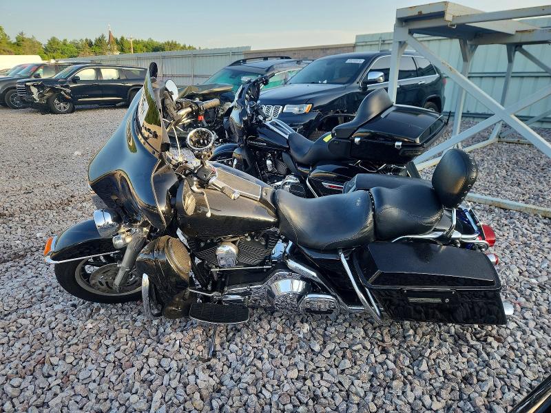 2001 Harley-davidson Flhtpi VIN 1HD1FMW111Y615930 COPART salvage auction — MINOR DENT/SCRATCHES, Wi - Certificate Of Title, sold $600 on 2026-07-27 (photo 3)