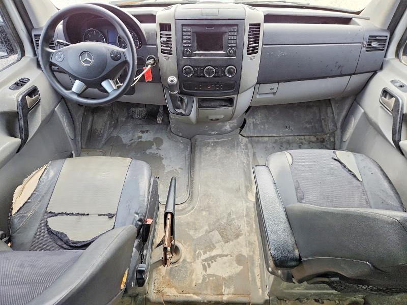 2016 Mercedes-benz Sprinter VIN 8BRPE8DD6GE122031 COPART salvage auction — MINOR DENT/SCRATCHES, LA - CERTIFICATE OF TITLE, sold $13,200 on 2026-07-28 (photo 8)