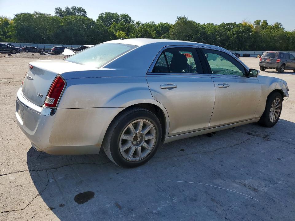 2012 Chrysler 300 VIN 2C3CCAAG6CH116717 COPART salvage auction — FRONT END, Ok - Dealer Only Clean Title, sold $125 on 2026-08-25 (photo 3)