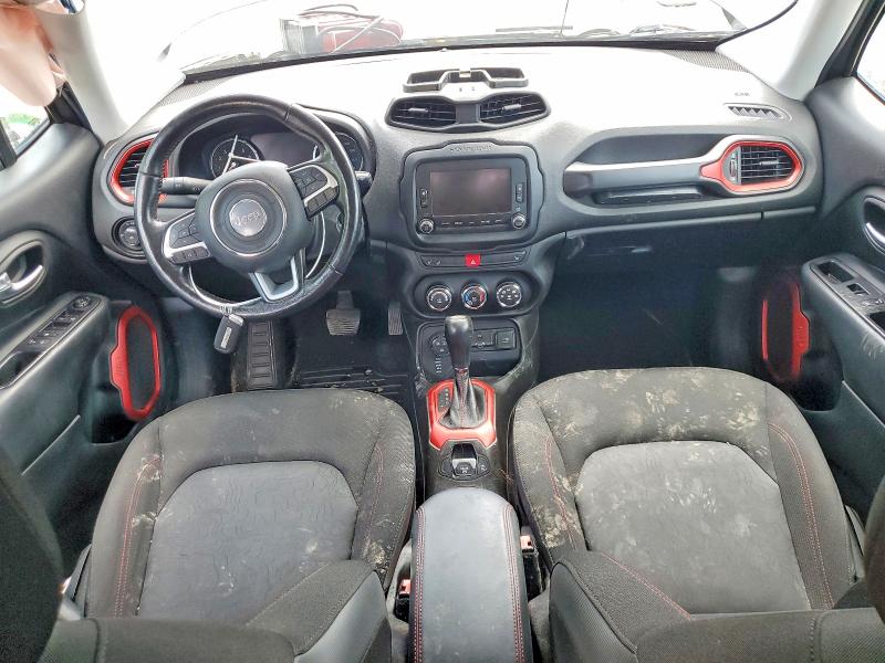 2017 Jeep Renegade VIN ZACCJBCB9HPG57971 COPART salvage auction — SIDE, Salvage Title, sold $2,250 on 2026-07-29 (photo 8)