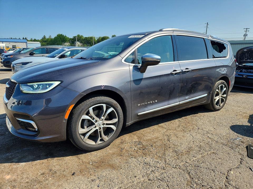 2021 Chrysler Pacifica VIN 2C4RC3PG7MR606586 — COPART salvage auction photo