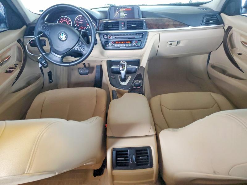 2015 BMW 3er VIN WBA3B1C58FK136052 COPART salvage auction — UNDERCARRIAGE, Tx - Salvage Vehicle Title, sold $2,050 on 2026-08-14 (photo 8)