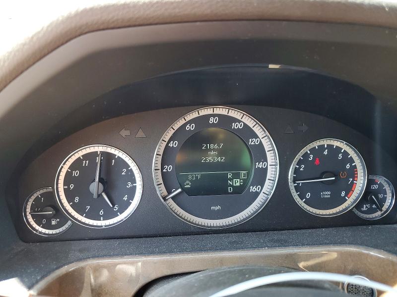 2011 Mercedes-benz E-class VIN WDDHF8HB6BA351682 COPART salvage auction — REAR END, NY - MV-907A SALVAGE CERTIFICATE, sold $475 on 2026-08-10 (photo 9)