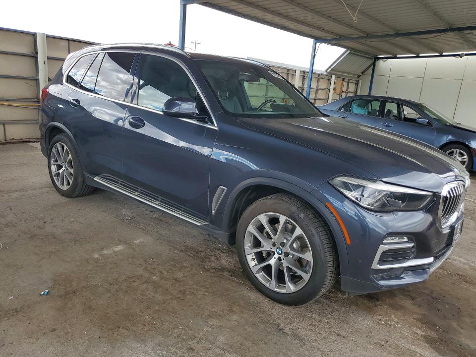 2019 BMW X5 VIN 5UXCR6C54KLK85122 COPART salvage auction — MINOR DENT/SCRATCHES, TX - CERTIFICATE OF TITLE (P), sold $17,800 on 2026-08-03 (photo 4)