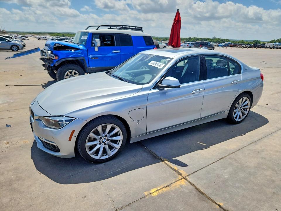 2017 BMW 3er VIN WBA8E1C56HK480348 COPART salvage auction — NORMAL WEAR, Tx - Certificate Of Title (P), sold $6,700 on 2026-07-27 (photo 1)