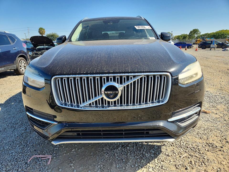 2017 Volvo Xc90 VIN YV4BC0PL8H1126903 COPART salvage auction — MINOR DENT/SCRATCHES, FL - DIS/DLR/EXP ONLY CLEAN TITLE, sold $5,800 on 2026-10-21 (photo 5)