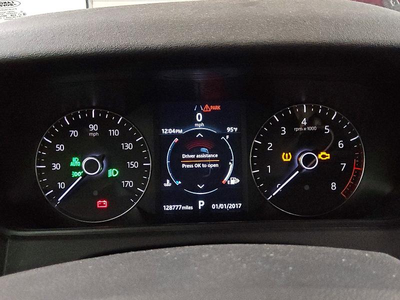 2020 Land rover Range rover velar VIN SALYK2EX7LA255430 COPART salvage auction — MINOR DENT/SCRATCHES, TX - CERTIFICATE OF TITLE, sold $5,200 on 2026-09-03 (photo 9)