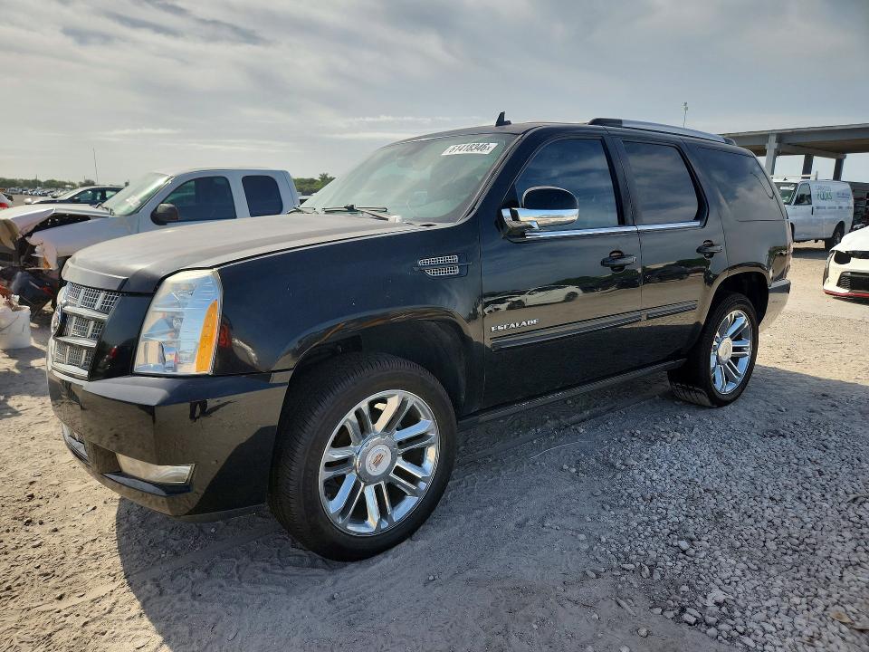 2013 Cadillac Escalade VIN 1GYS3CEF8DR137844 COPART salvage auction — MECHANICAL, Fl - Certificate Of Title, sold $1,700 on 2026-07-28 (photo 1)