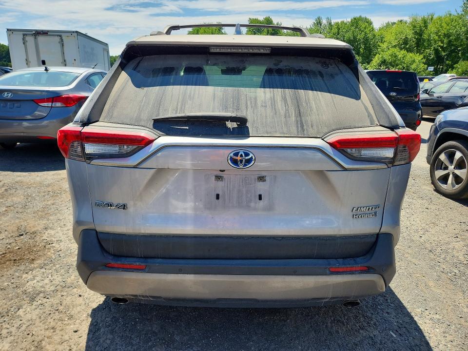 2020 Toyota Rav4 VIN JTMDWRFVXLD536118 COPART salvage auction — MINOR DENT/SCRATCHES, CA - CERTIFICATE OF TITLE (P), sold $14,000 on 2026-07-27 (photo 6)