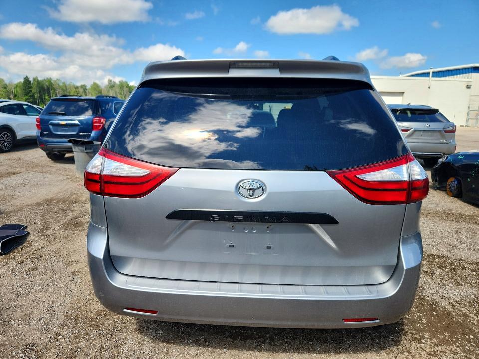 2016 Toyota Sienna VIN 5TDZK3DC7GS714125 COPART salvage auction — SIDE, ON - PERMIT NO BRAND - UNFIT, sold $1,100 on 2026-07-30 (photo 6)