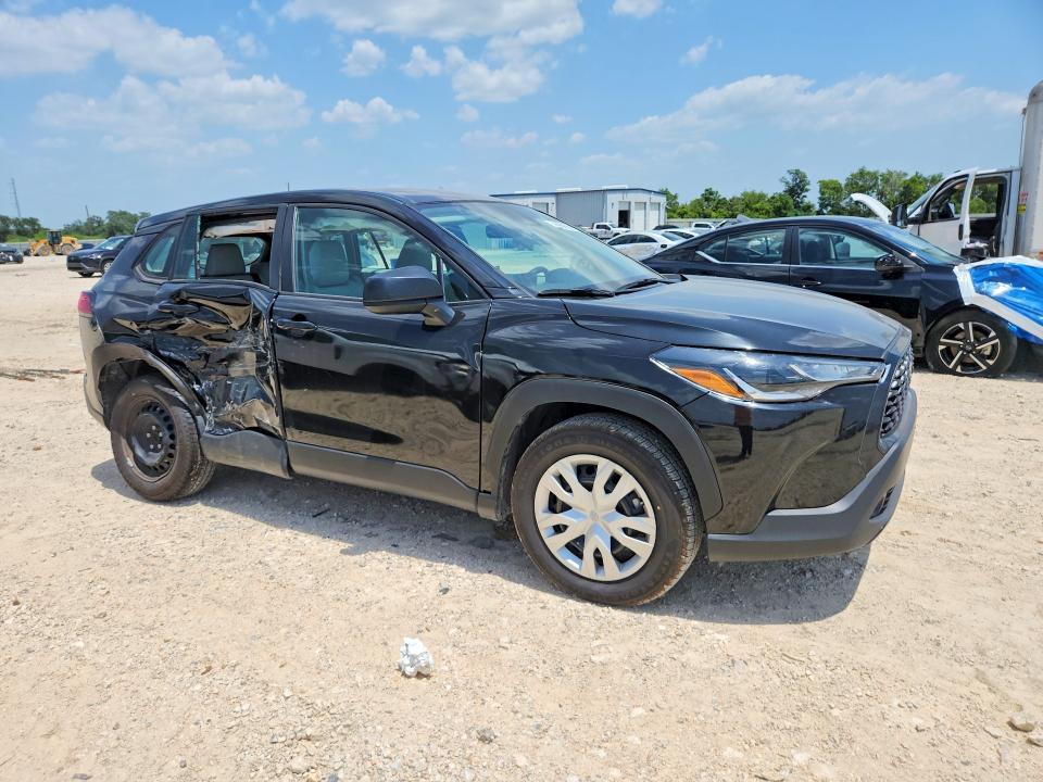 2024 Toyota Corolla cross VIN 7MUAAAAG6RV077474 COPART salvage auction — SIDE, Tx - Certificate Of Title (P), sold $6,600 on 2026-07-29 (photo 4)
