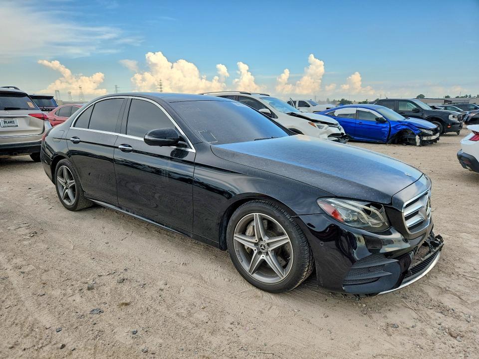 2020 Mercedes-benz E-klasse VIN W1KZF8DB0LA824486 COPART salvage auction — FRONT END, Tx - Certificate Of Title, sold $14,100 on 2026-07-17 (photo 4)