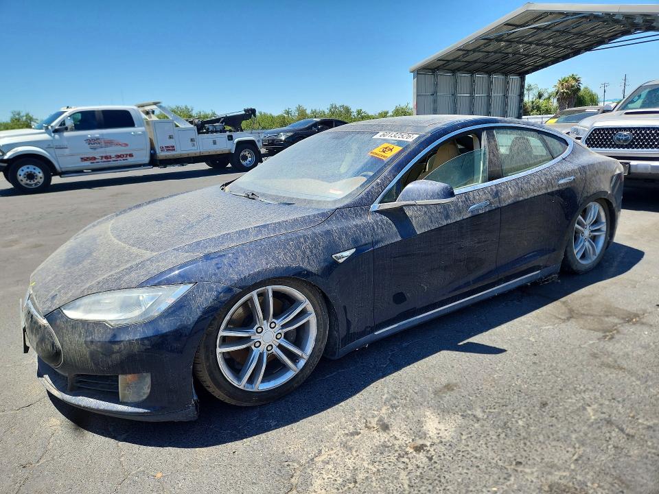 2013 Tesla Model s VIN 5YJSA1CG2DFP04938 COPART salvage auction — MECHANICAL, Ca - Dis/Dlr/Exp Only Clean Title, sold $850 on 2026-07-09 (photo 1)