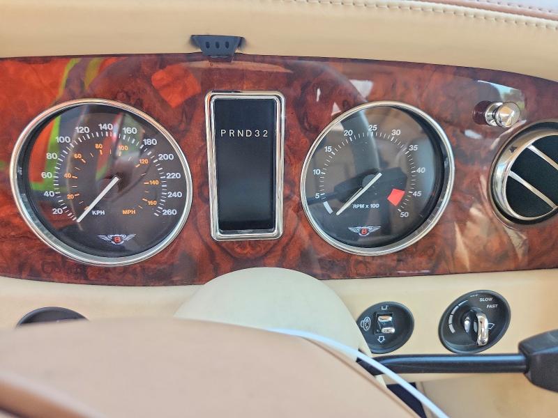 2003 Bentley AZURE VIN SCBZK25E63CX01195 COPART salvage auction — WATER/FLOOD, Qc - Irrecuperable, sold $11,000 on 2026-08-25 (photo 9)