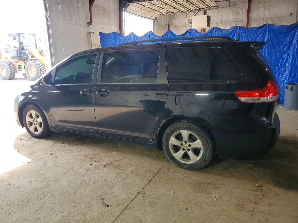 2011 Toyota Sienna VIN 5TDKK3DCXBS152568 COPART salvage auction — MINOR DENT/SCRATCHES, KY - CERTIFICATE OF TITLE, sold $1,750 on 2026-07-20 (photo 2)