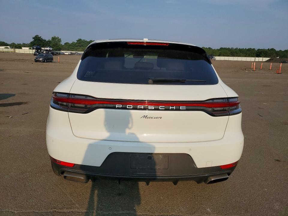 2021 Porsche Macan VIN WP1AA2A54MLB12889 COPART salvage auction — WATER/FLOOD, NY - MV907A-FLOOD SALVAGE, sold $17,200 on 2026-07-29 (photo 6)