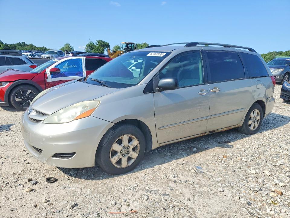 2006 Toyota Sienna VIN 5TDZA23C56S498451 COPART salvage auction — MINOR DENT/SCRATCHES, Ma - Certificate Of Title, sold $200 on 2026-07-29 (photo 1)