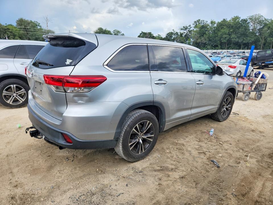 2017 Toyota Highlander VIN 5TDZZRFHXHS212962 COPART salvage auction — FRONT END, Fl - Cert Of Title Slvg Rebuildable, sold $3,450 on 2026-07-14 (photo 3)