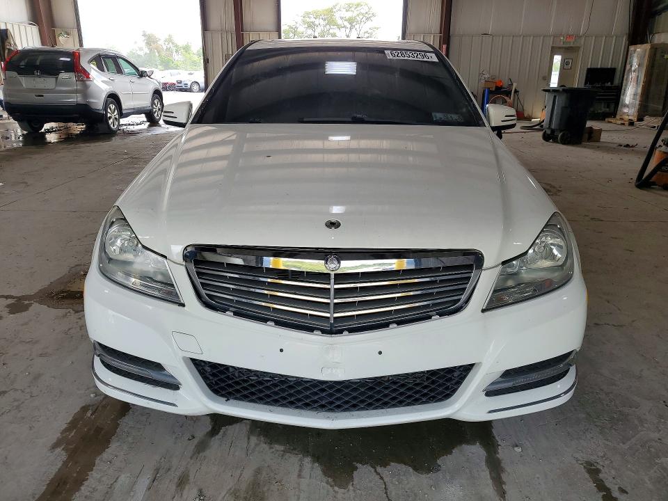 2013 Mercedes-benz C-klasse VIN WDDGF8AB0DA857789 COPART salvage auction — FRONT END, Pa - Cert Of Title, sold $525 on 2026-08-05 (photo 5)