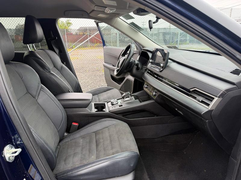 2023 Mitsubishi Outlander VIN JA4J4UA8XPZ055253 COPART salvage auction — SIDE, Pa - Cert Of Title (P), sold $9,600 on 2026-07-20 (photo 5)