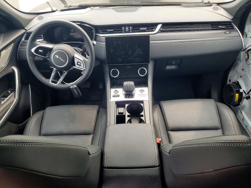 2025 Jaguar F-pace VIN SADCT2EX2SA747557 COPART salvage auction — FRONT END, Or - Salvage Title Certificate, sold $14,700 on 2026-09-16 (photo 8)
