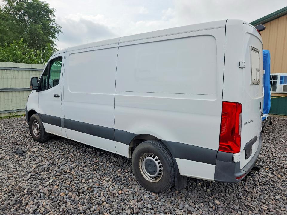 2019 Mercedes-benz Sprinter VIN WD4PF0CD9KP160096 COPART salvage auction — NORMAL WEAR, Il - Certificate Of Title, sold $16,200 on 2026-07-29 (photo 2)