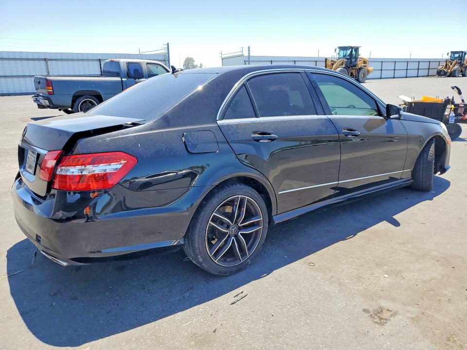 2010 Mercedes-benz E-klasse VIN WDDHF5GB9AA070961 COPART salvage auction — FRONT END, CA - SALVAGE CERTIFICATE, sold $950 on 2026-07-23 (photo 3)