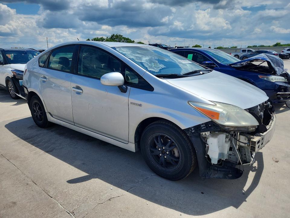 2013 Toyota Prius VIN JTDKN3DUXD5595666 COPART salvage auction — FRONT END, Salvage Title, sold $1,450 on 2026-07-30 (photo 4)