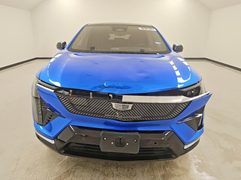 2026 Cadillac Optiq VIN 3GYK3BM51TS123542 COPART salvage auction — FRONT END, TX - CERTIFICATE OF TITLE, sold $19,800 on 2026-07-23 (photo 5)