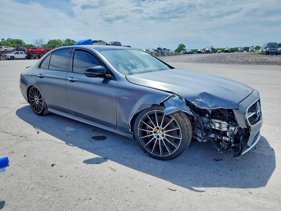 2019 Mercedes-benz E-klasse amg VIN WDDZF6BBXKA570503 COPART salvage auction — FRONT END, Va - Certificate Of Title (P), sold $150 on 2026-08-05 (photo 4)
