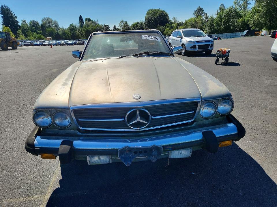 1988 Mercedes-benz 560 VIN WDBBA48D9JA088576 COPART salvage auction — MECHANICAL, WA - NON PUBLIC CLEAN TITLE, sold $975 on 2026-07-27 (photo 5)