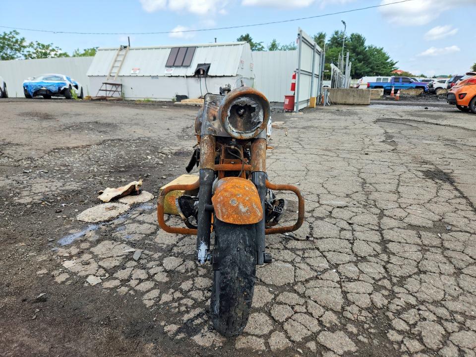 2005 Harley-davidson Flstfi VIN 1HD1BXB185Y017309 COPART salvage auction — BURN, CT - CERT OF TITLE-PARTS ONLY SALVA, sold $5 on 2026-07-28 (photo 2)