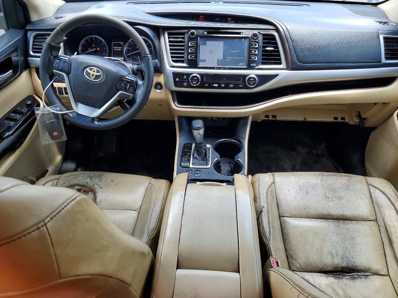 2018 Toyota VIN 5TDKZRFH8JS547404 COPART salvage auction — MECHANICAL, Salvage Title, sold $7,500 on 2026-07-13 (photo 8)