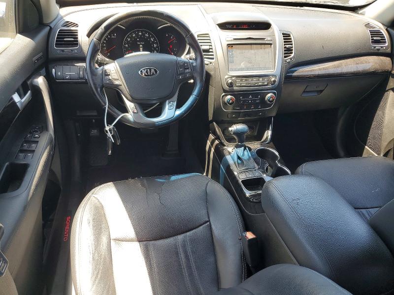2015 Kia Sorento VIN 5XYKW4A77FG654054 COPART salvage auction — MINOR DENT/SCRATCHES, Ca - Dis/Dlr/Exp Only Clean Title, sold $2,150 on 2026-07-31 (photo 8)