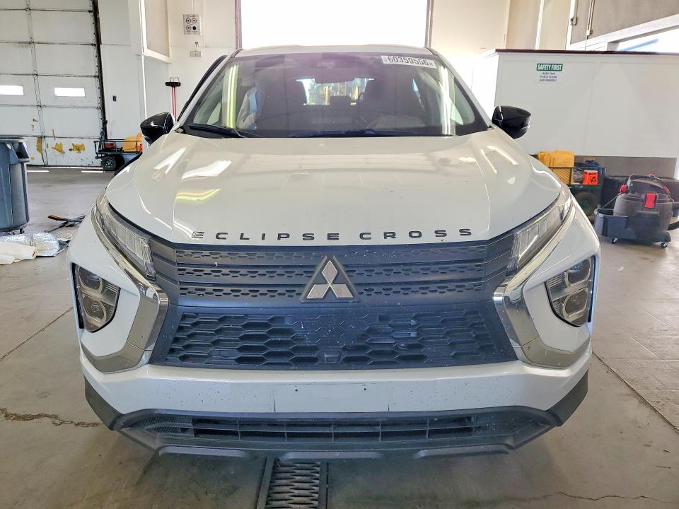 2025 Mitsubishi ECLIPSE VIN JA4ATVAA7SZ008797 COPART salvage auction — UNDERCARRIAGE, Salvage Title, sold $3,800 on 2026-08-28 (photo 5)