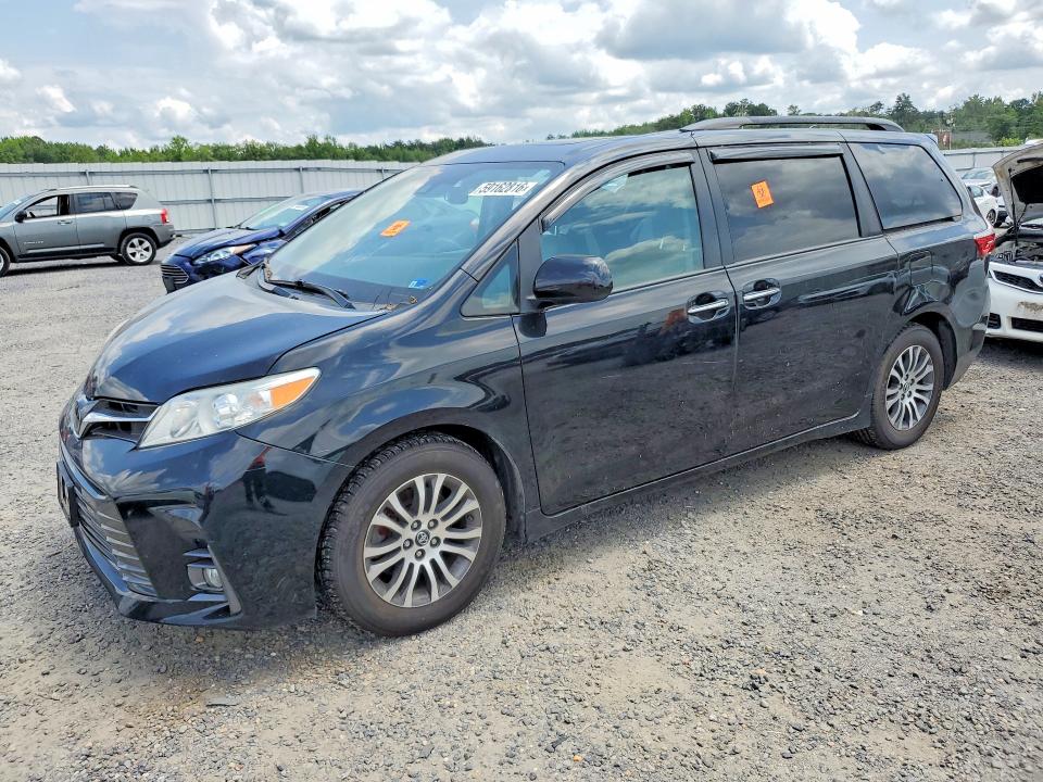 2020 Toyota Sienna VIN 5TDYZ3DC8LS030685 COPART salvage auction — ROOF, Va - Cert Of Title - Salvage, sold $1,000 on 2026-07-29 (photo 1)