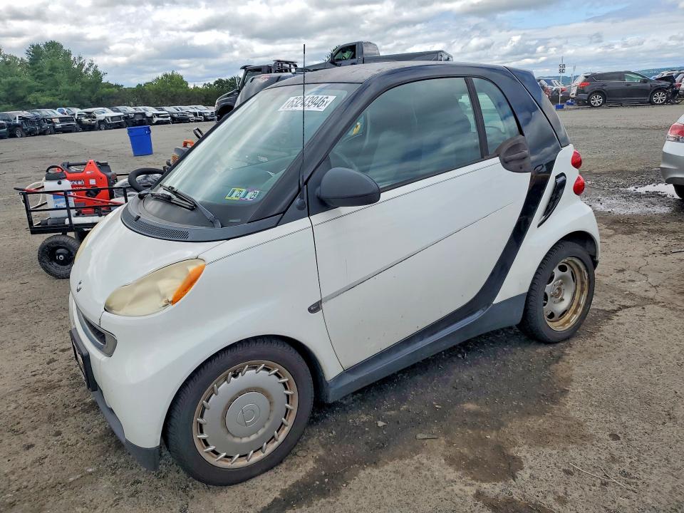 2011 Smart Fortwo VIN WMEEJ3BA6BK439027 COPART salvage auction — ROOF, Pa - Cert Of Title, sold $1,152 on 2026-08-06 (photo 1)
