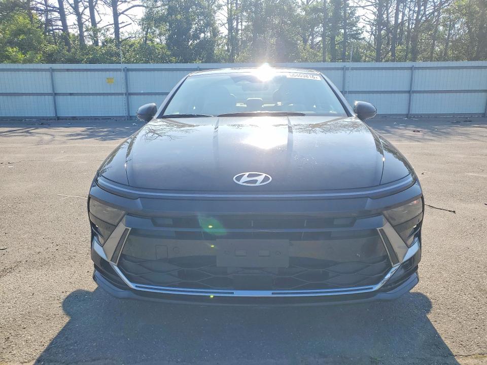 2025 Hyundai Sonata VIN KMHL34JJ0SA134504 COPART salvage auction — REAR END, Id - Salvage Certificate Of Title, sold $9,200 on 2026-08-21 (photo 5)