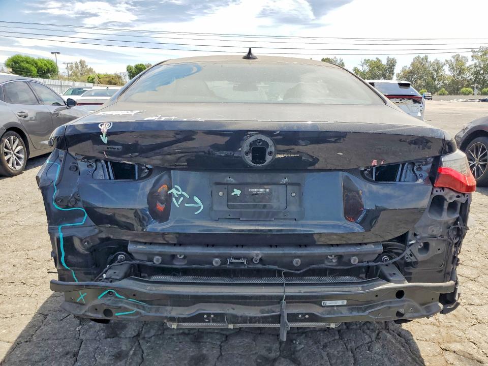 2021 BMW 4er VIN WBA13AR04MCF72259 COPART salvage auction — REAR END, Salvage Title, sold $20,500 on 2026-08-31 (photo 6)