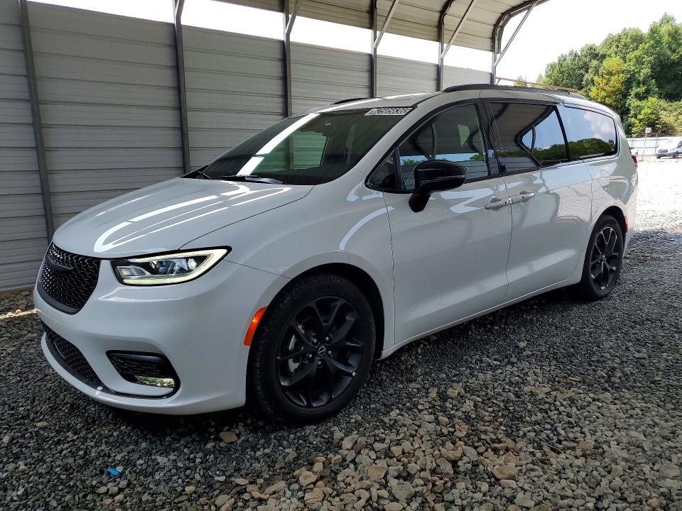 2026 Chrysler Pacifica VIN 2C4RC1GG3TR180480 — COPART salvage auction photo