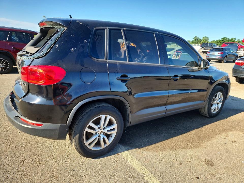 2012 Volkswagen Tiguan VIN WVGAV7AX6CW558345 COPART salvage auction — REAR END, NY - MV-907A SALVAGE CERTIFICATE, sold $400 on 2026-07-27 (photo 3)